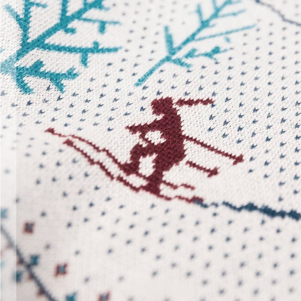 NEW!!  Ski the East Sweater. Size L - Picture 3 of 12